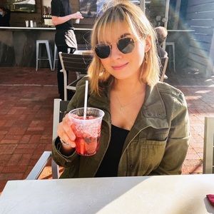 Meet your Posher, Natasha